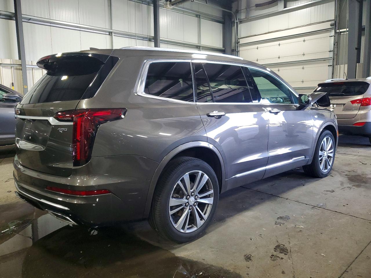 2020 CADILLAC XT6