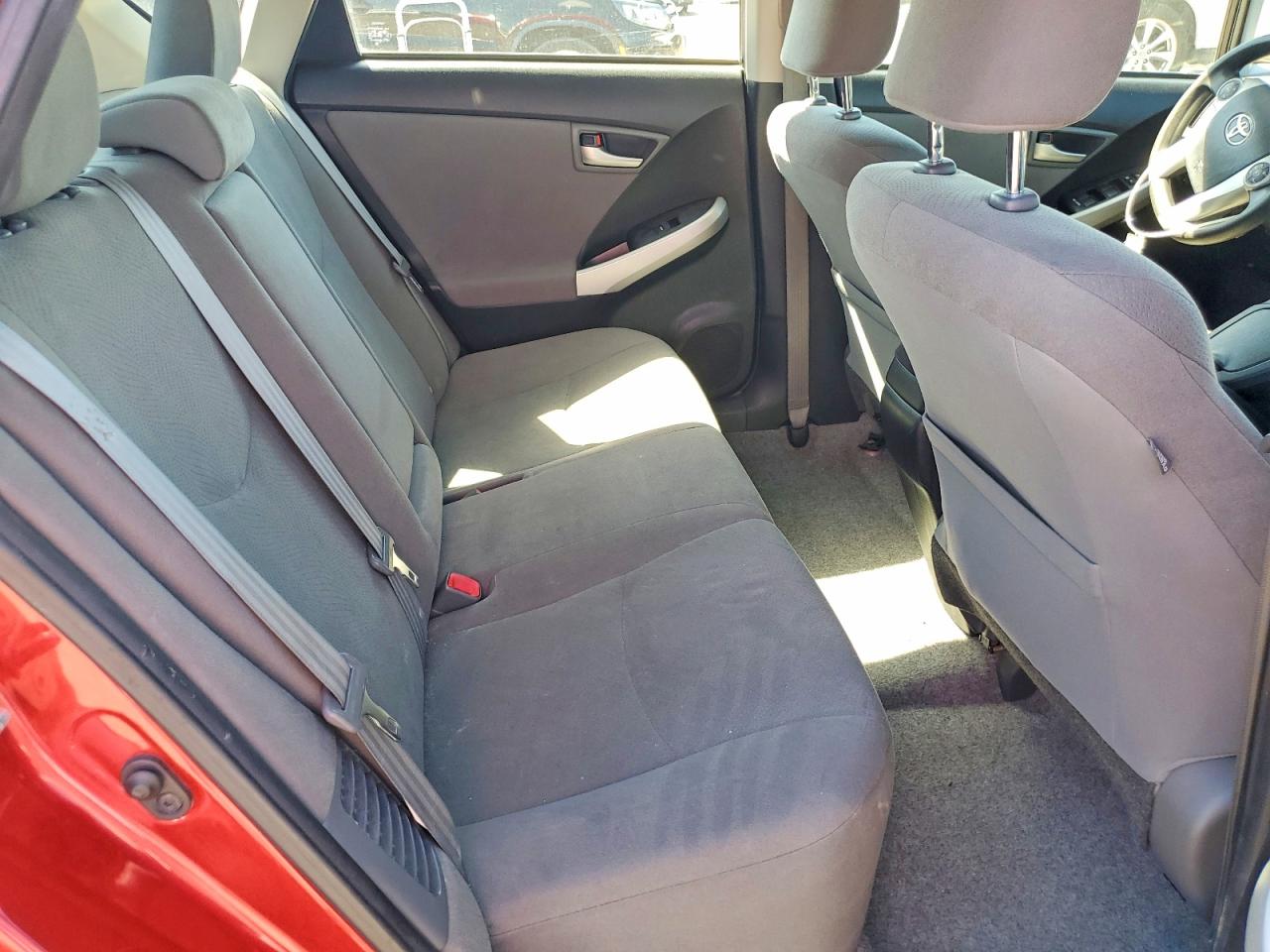 2015 TOYOTA PRIUS