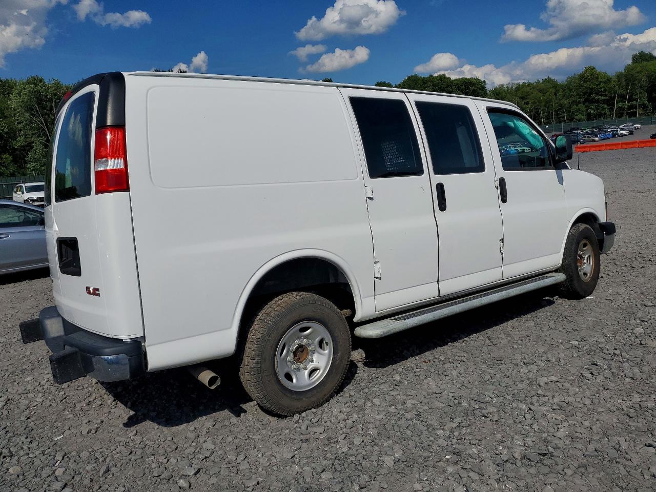 2021 GMC SAVANA