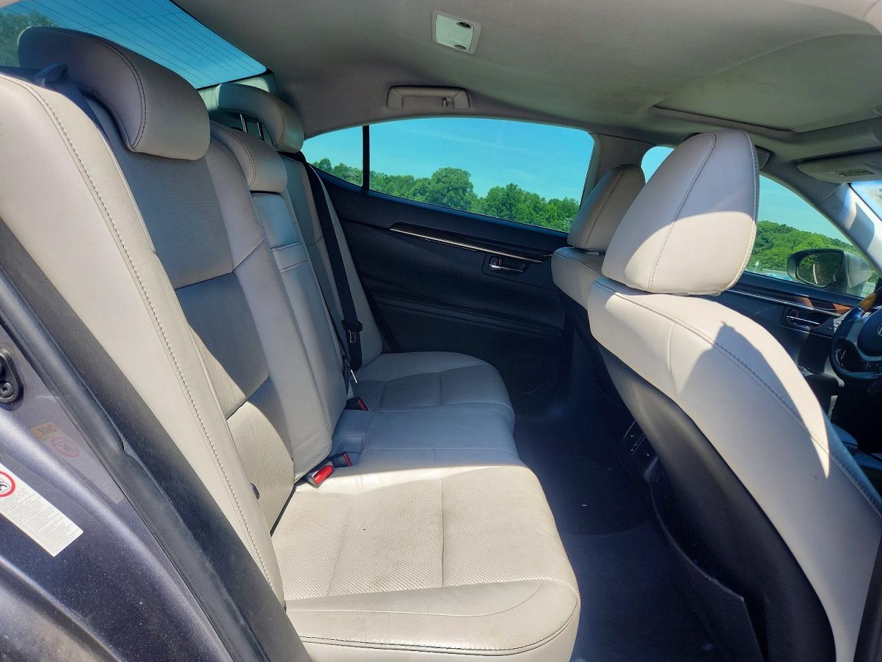 2013 LEXUS ES350