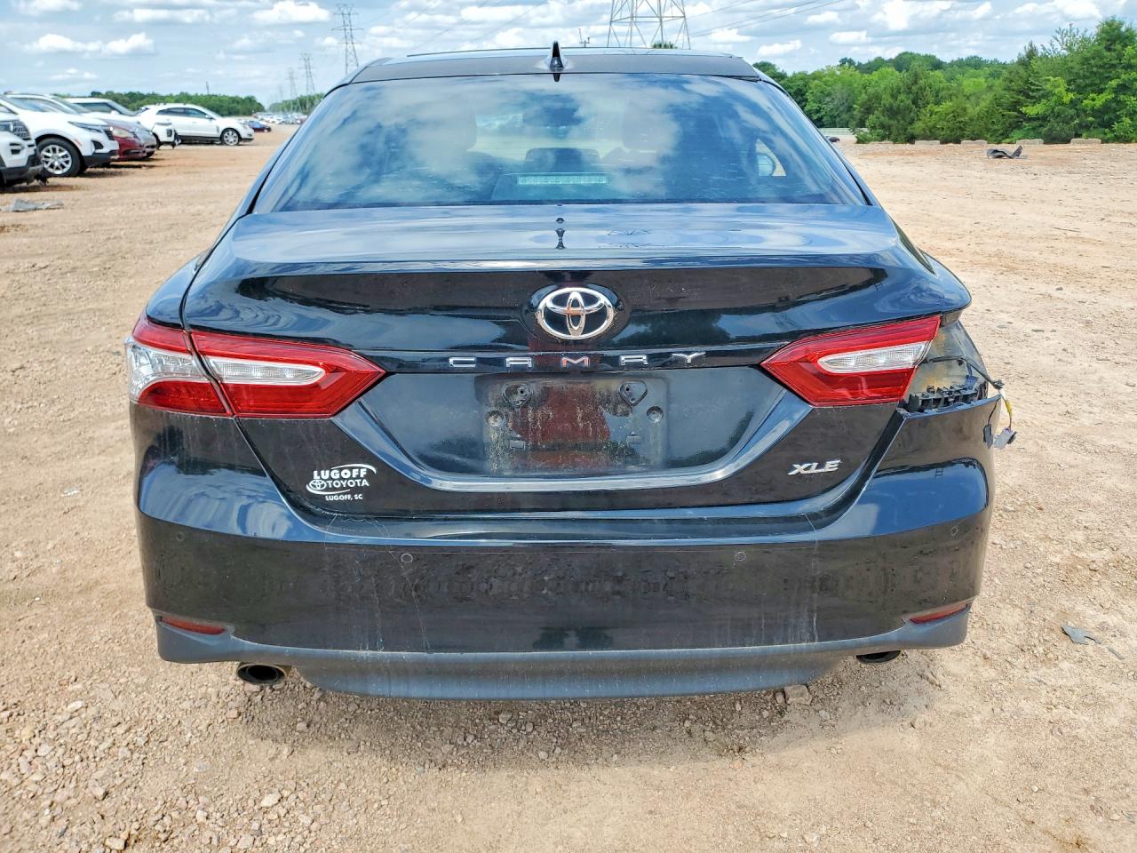 2019 TOYOTA CAMRY
