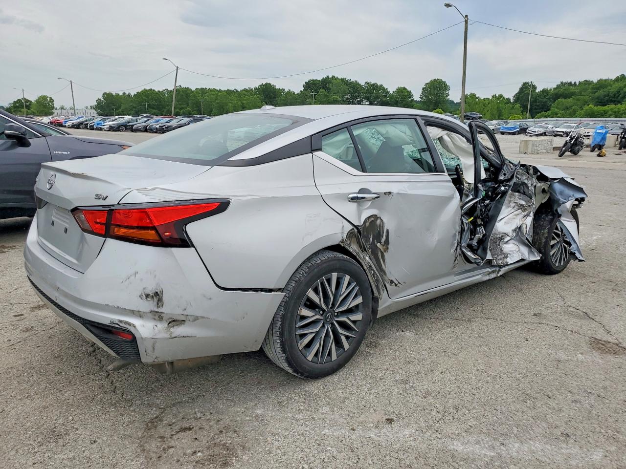 2024 NISSAN ALTIMA