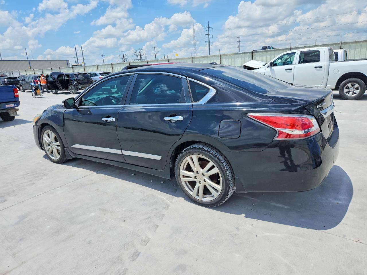 2014 NISSAN ALTIMA