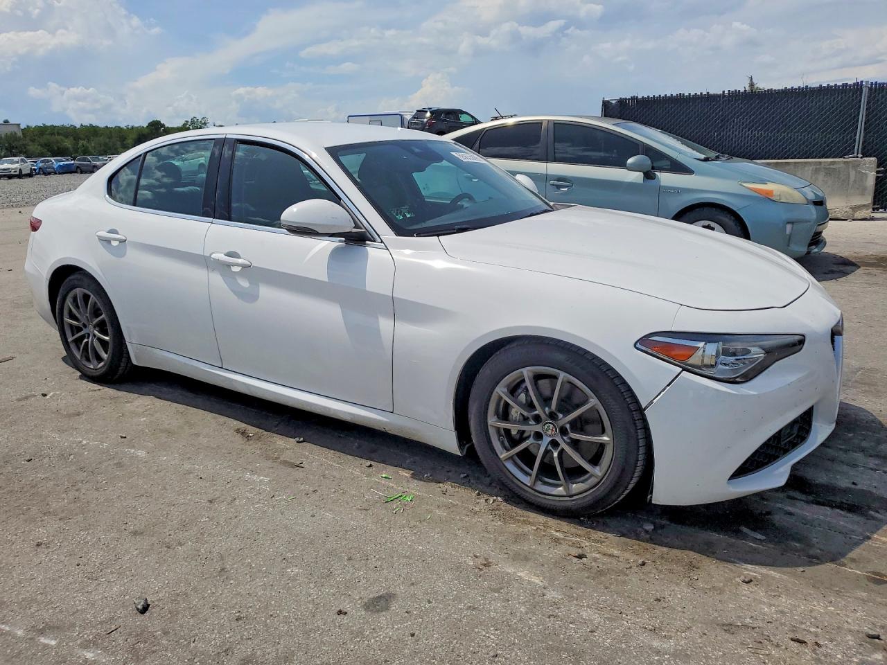 2017 ALFA ROMEO GIULIA