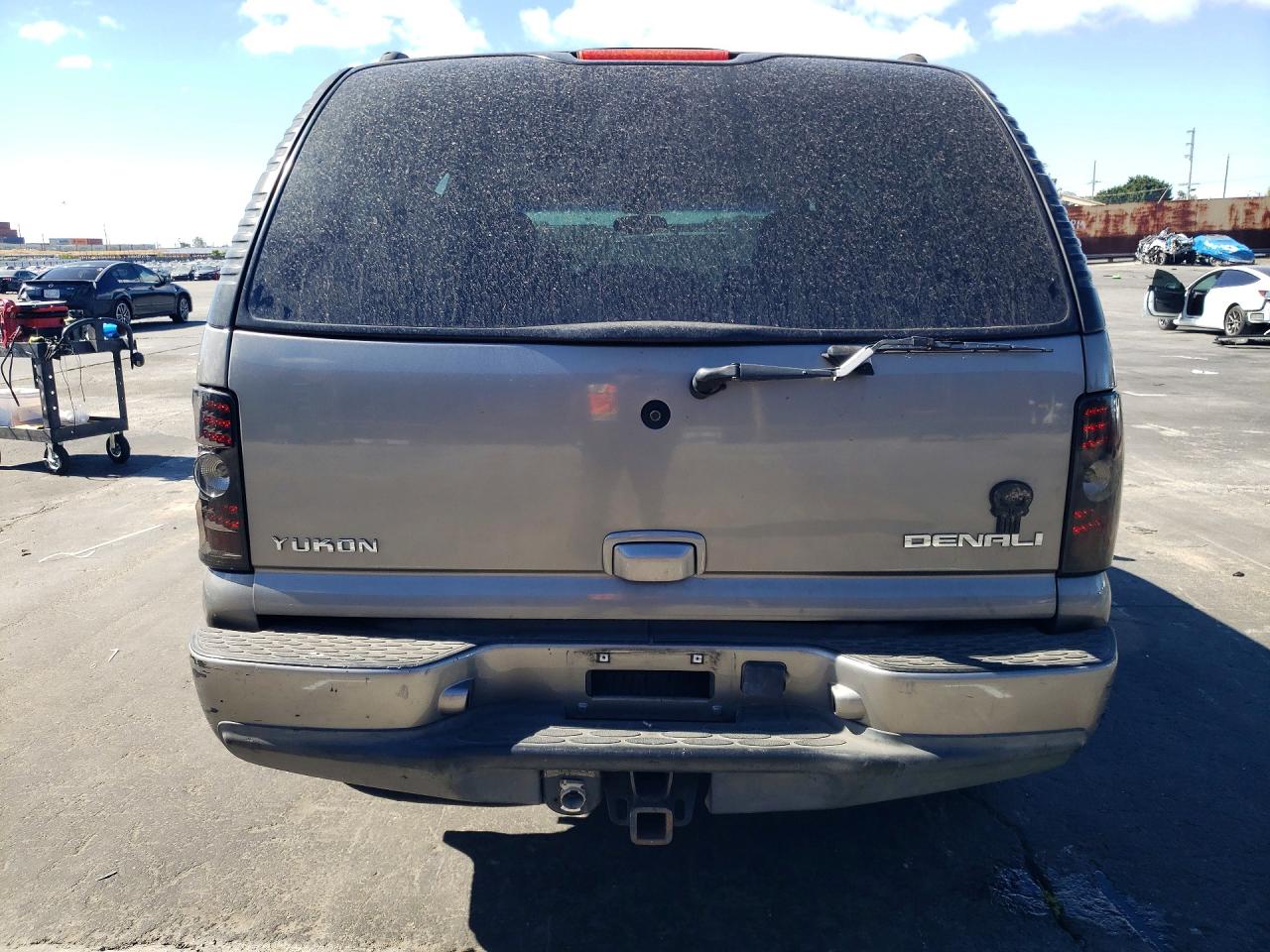 2005 GMC YUKON