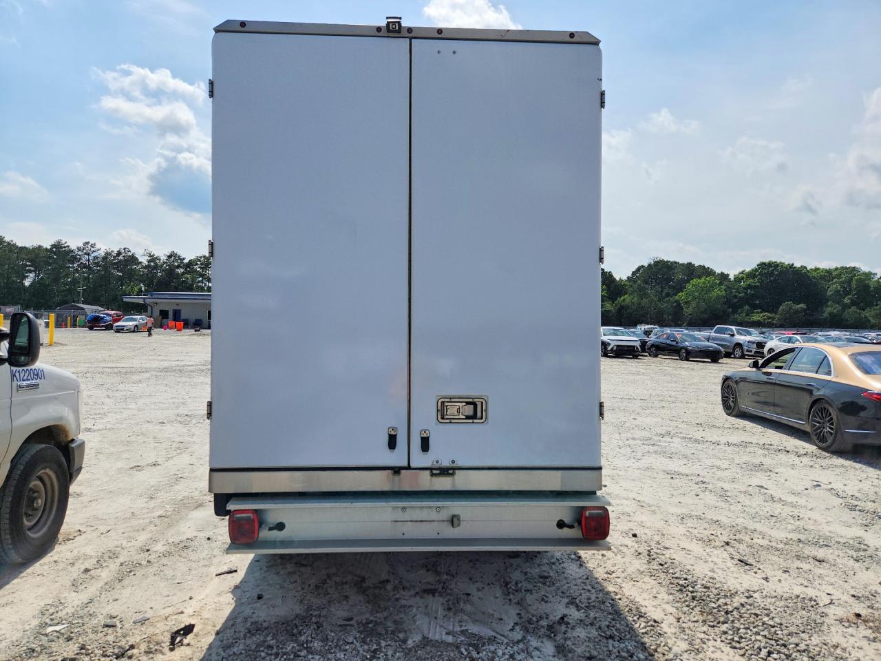 2023 FORD ECONOLINE