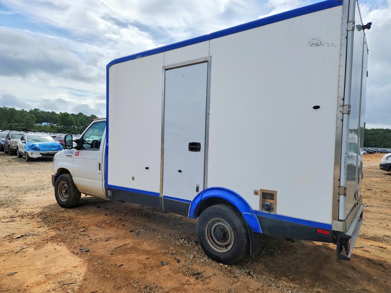 2024 FORD ECONOLINE