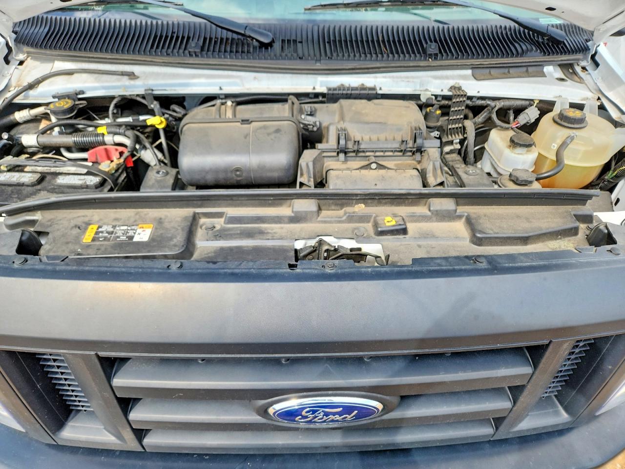 2024 FORD ECONOLINE