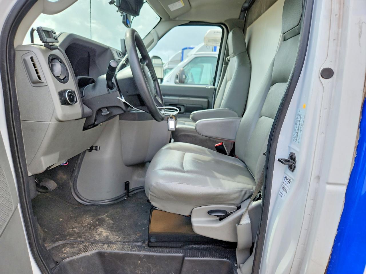 2024 FORD ECONOLINE
