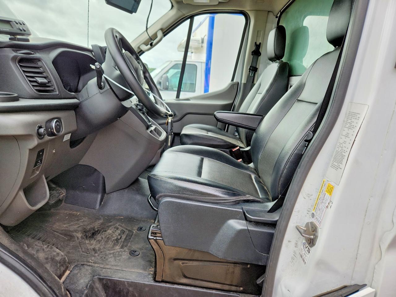 2022 FORD TRANSIT