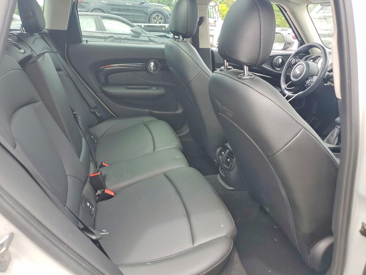 2019 MINI COOPER