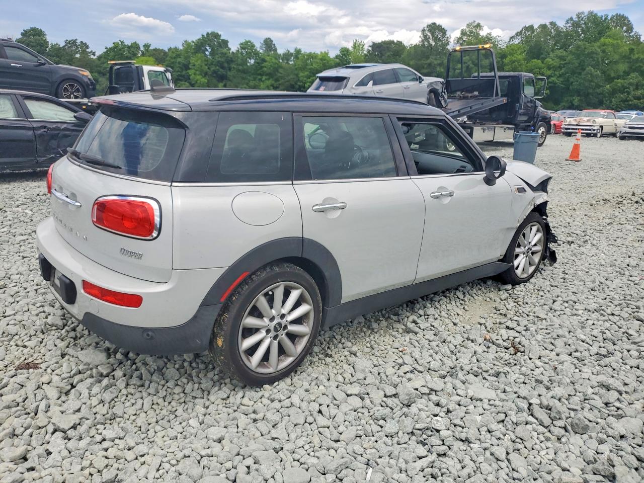 2019 MINI COOPER