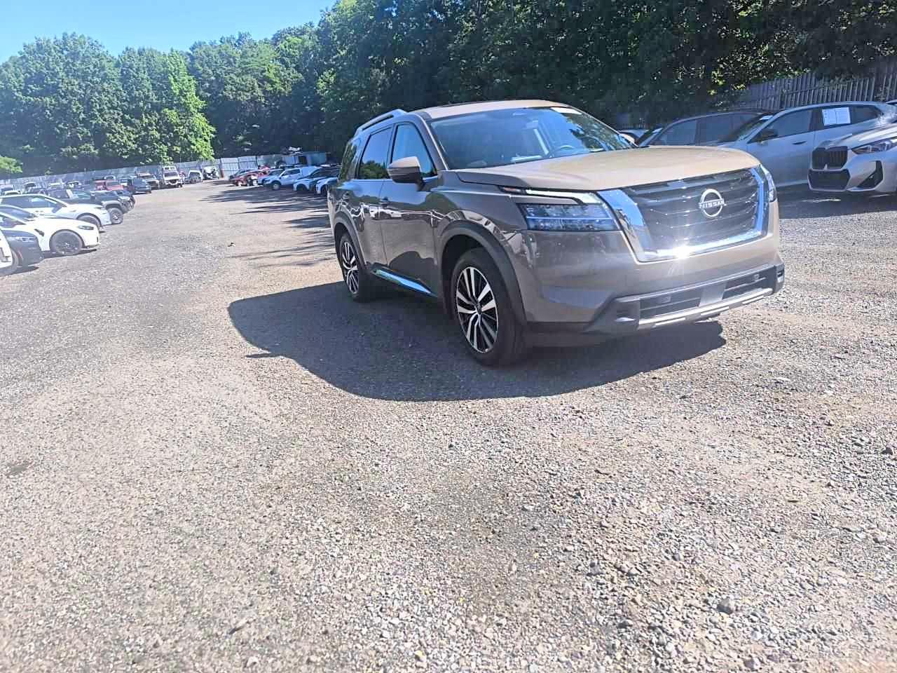 2024 NISSAN PATHFINDER