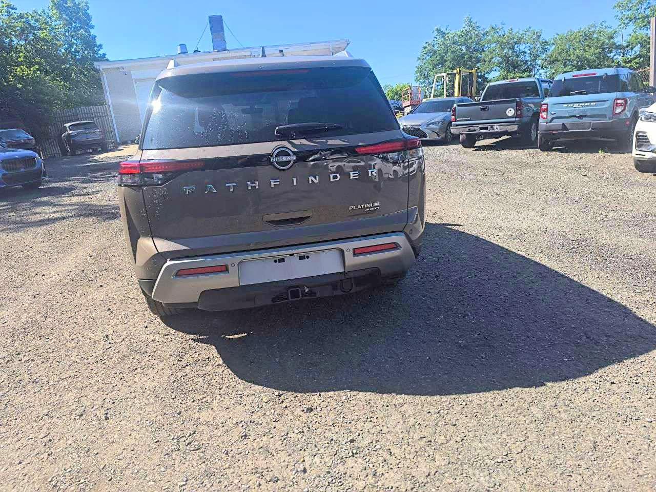 2024 NISSAN PATHFINDER