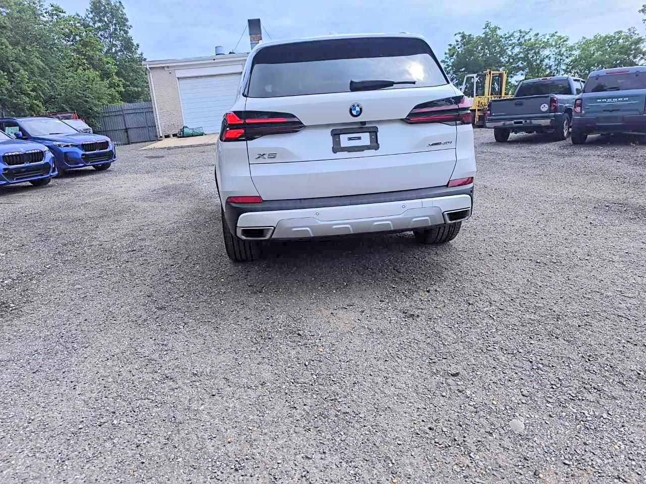 2026 BMW X5