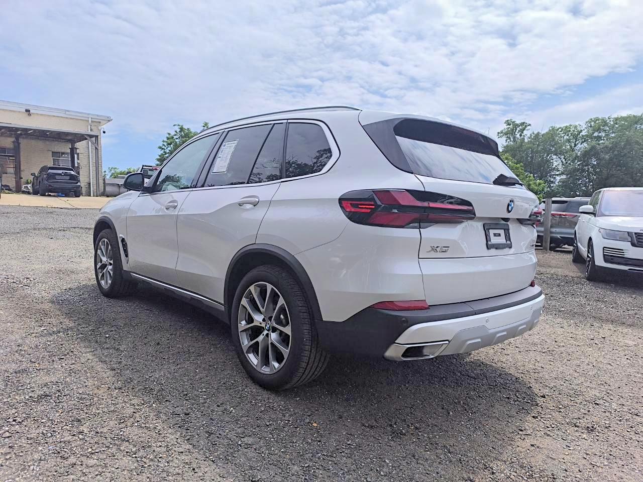 2026 BMW X5