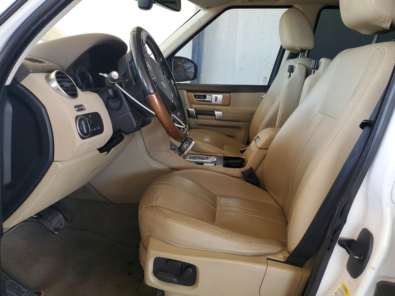 2016 LAND ROVER LR4