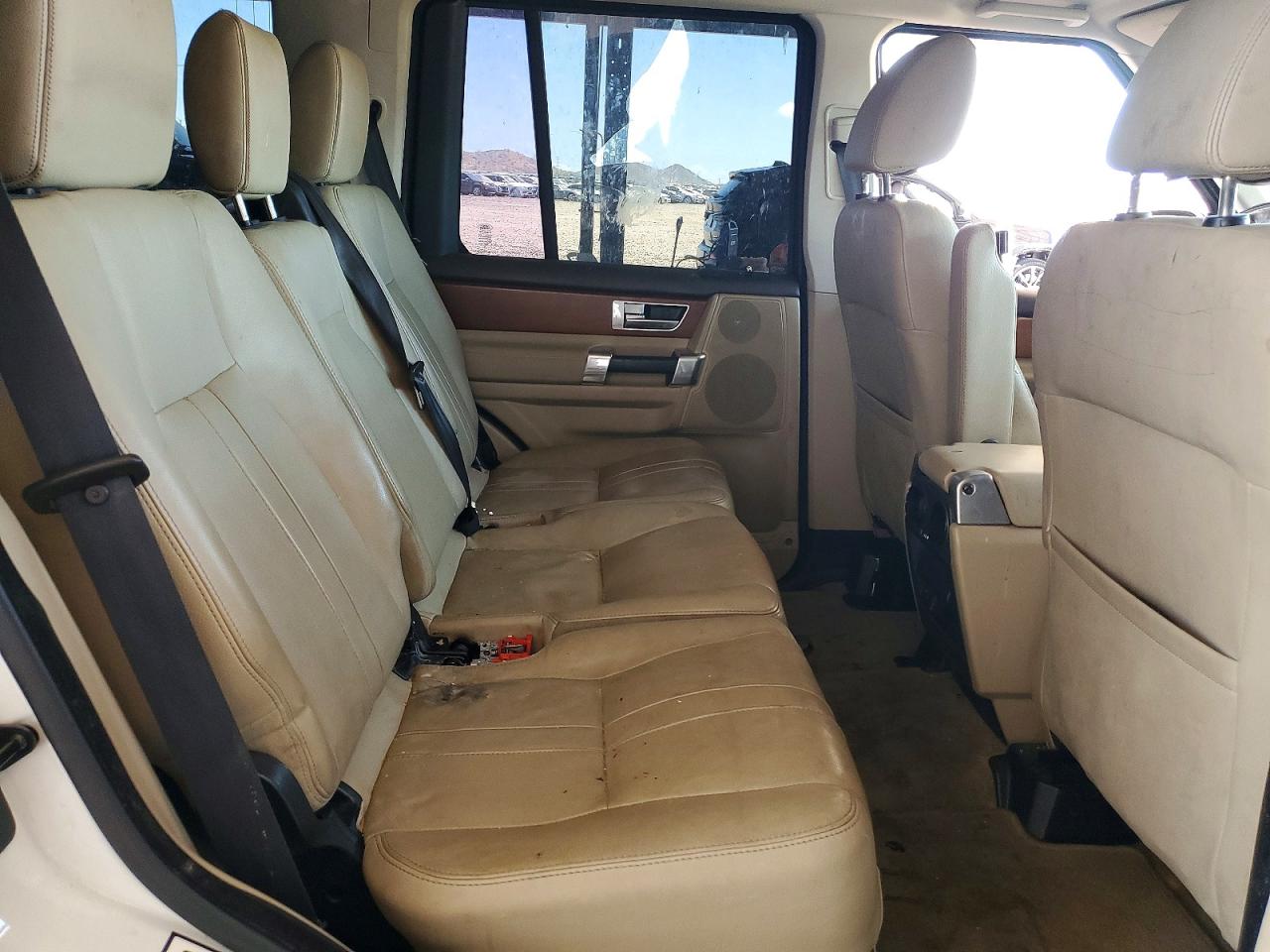 2016 LAND ROVER LR4