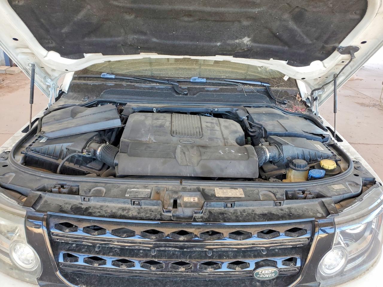 2016 LAND ROVER LR4