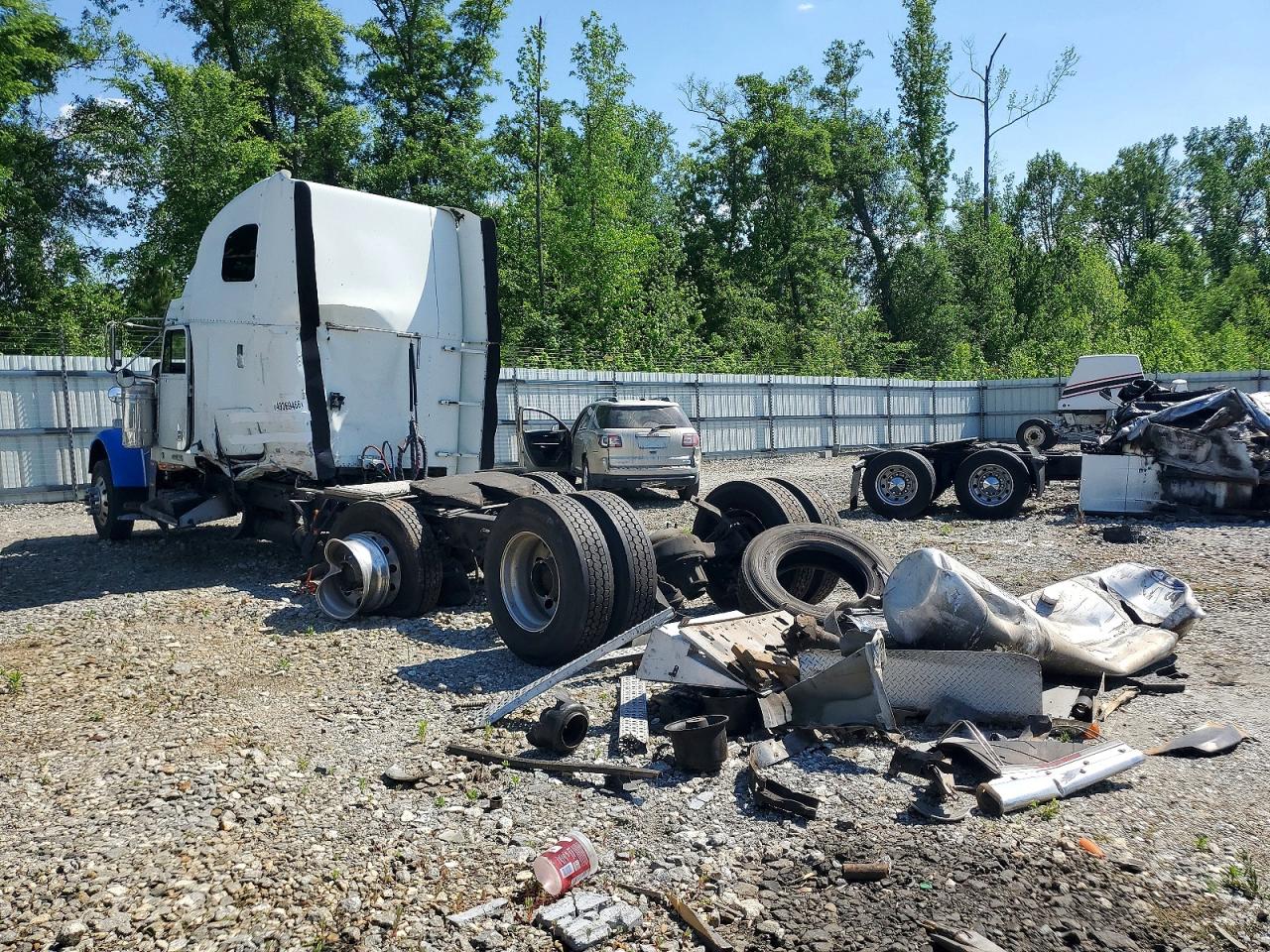 2005 FREIGHTLINER All Models
