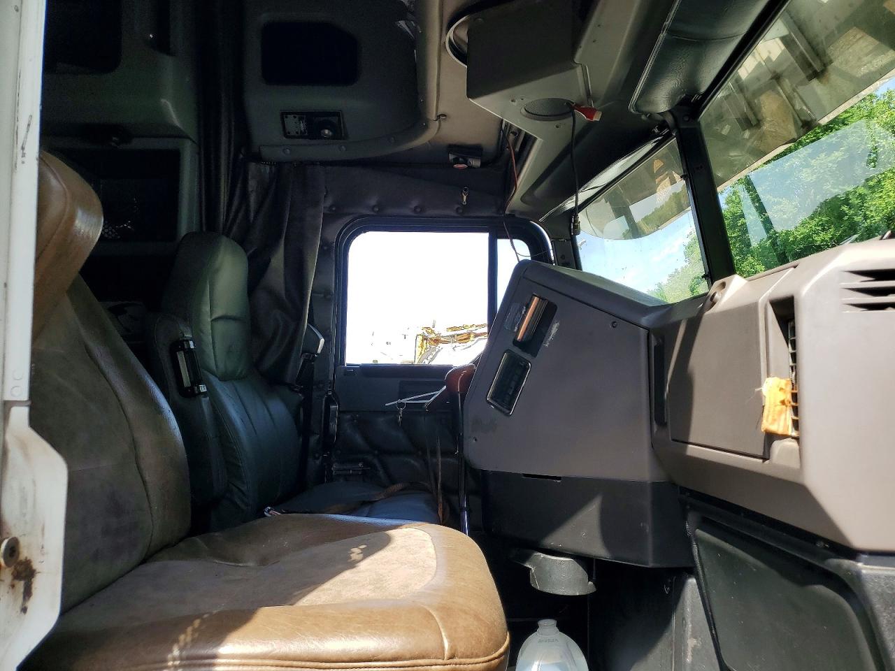 2005 FREIGHTLINER All Models