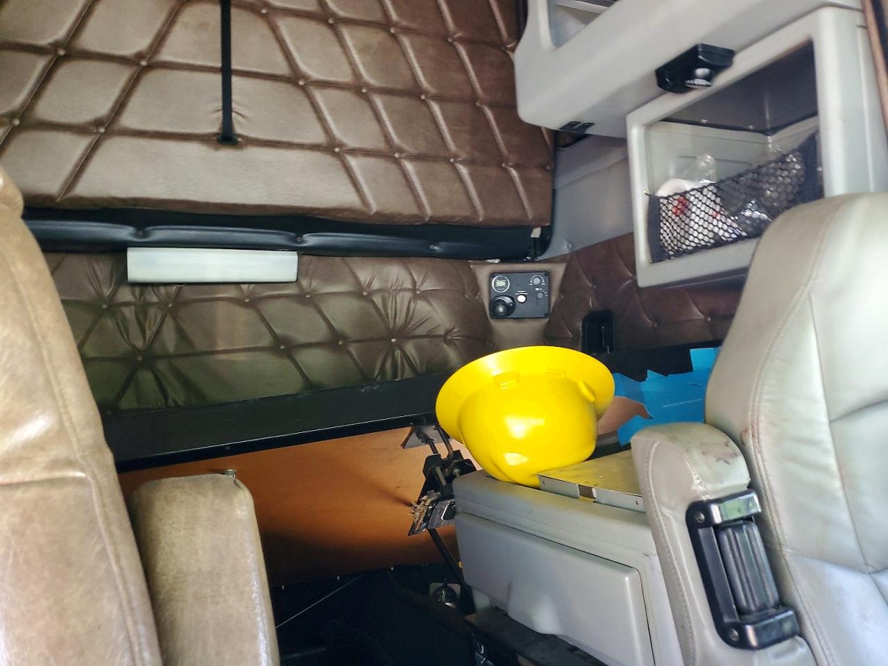 2005 FREIGHTLINER All Models