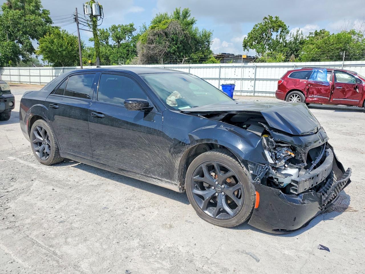 2021 CHRYSLER 300