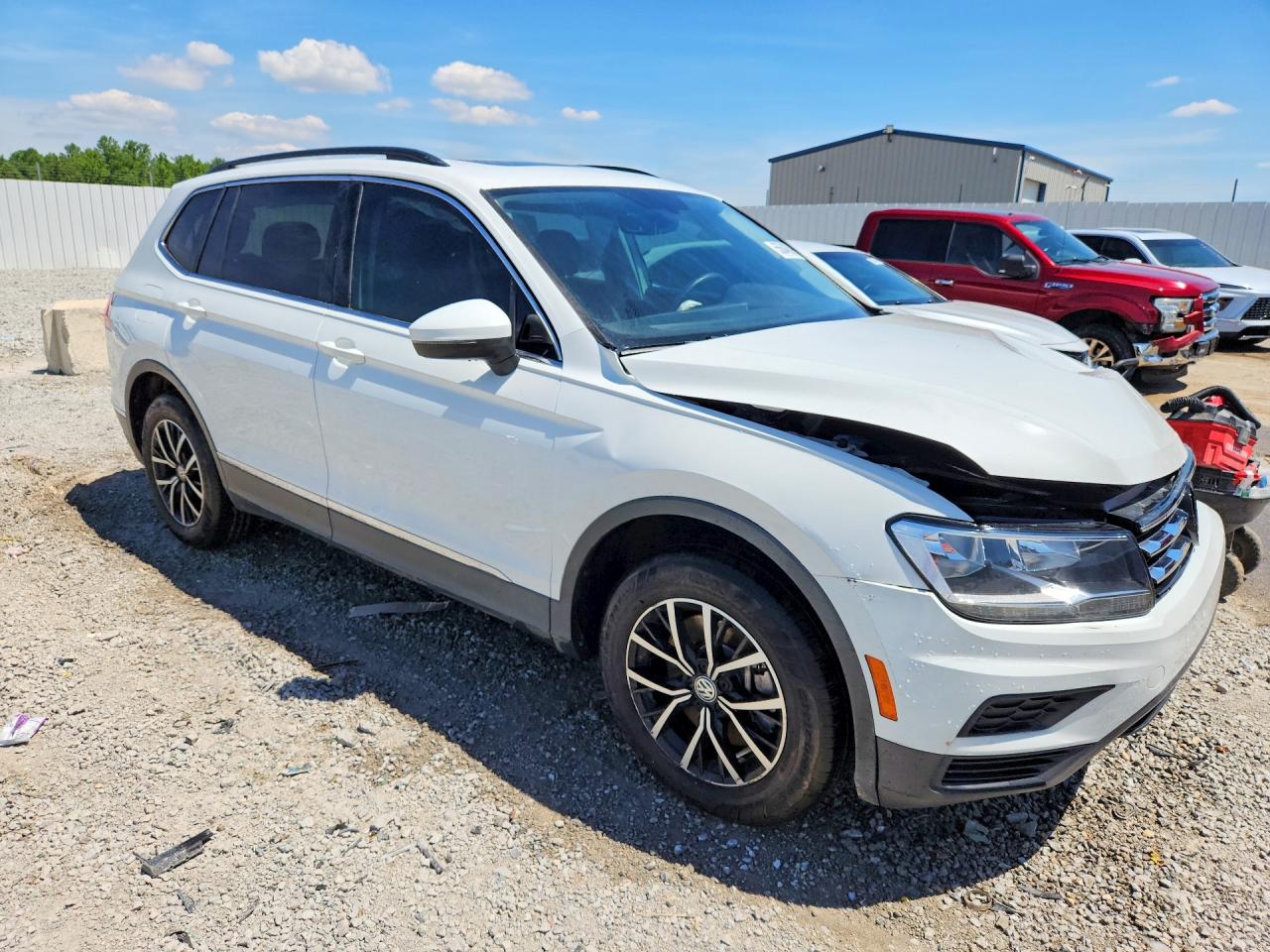2021 VOLKSWAGEN TIGUAN