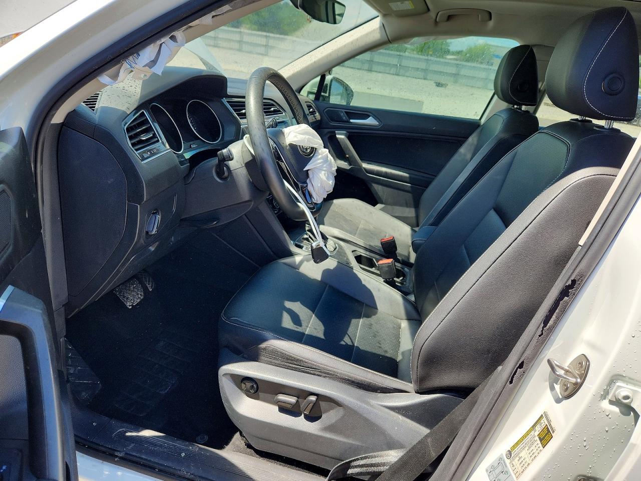 2021 VOLKSWAGEN TIGUAN