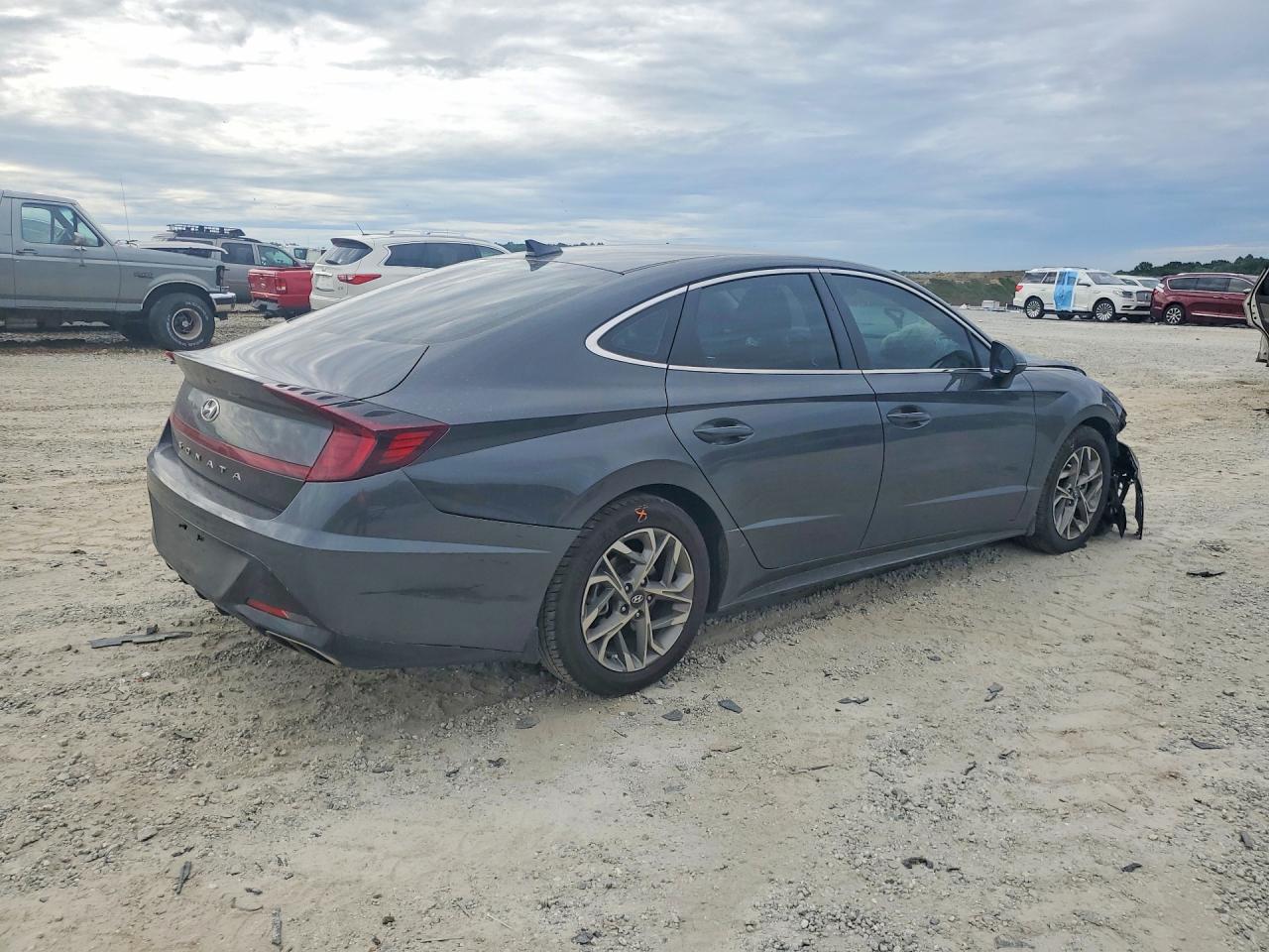 2023 HYUNDAI SONATA