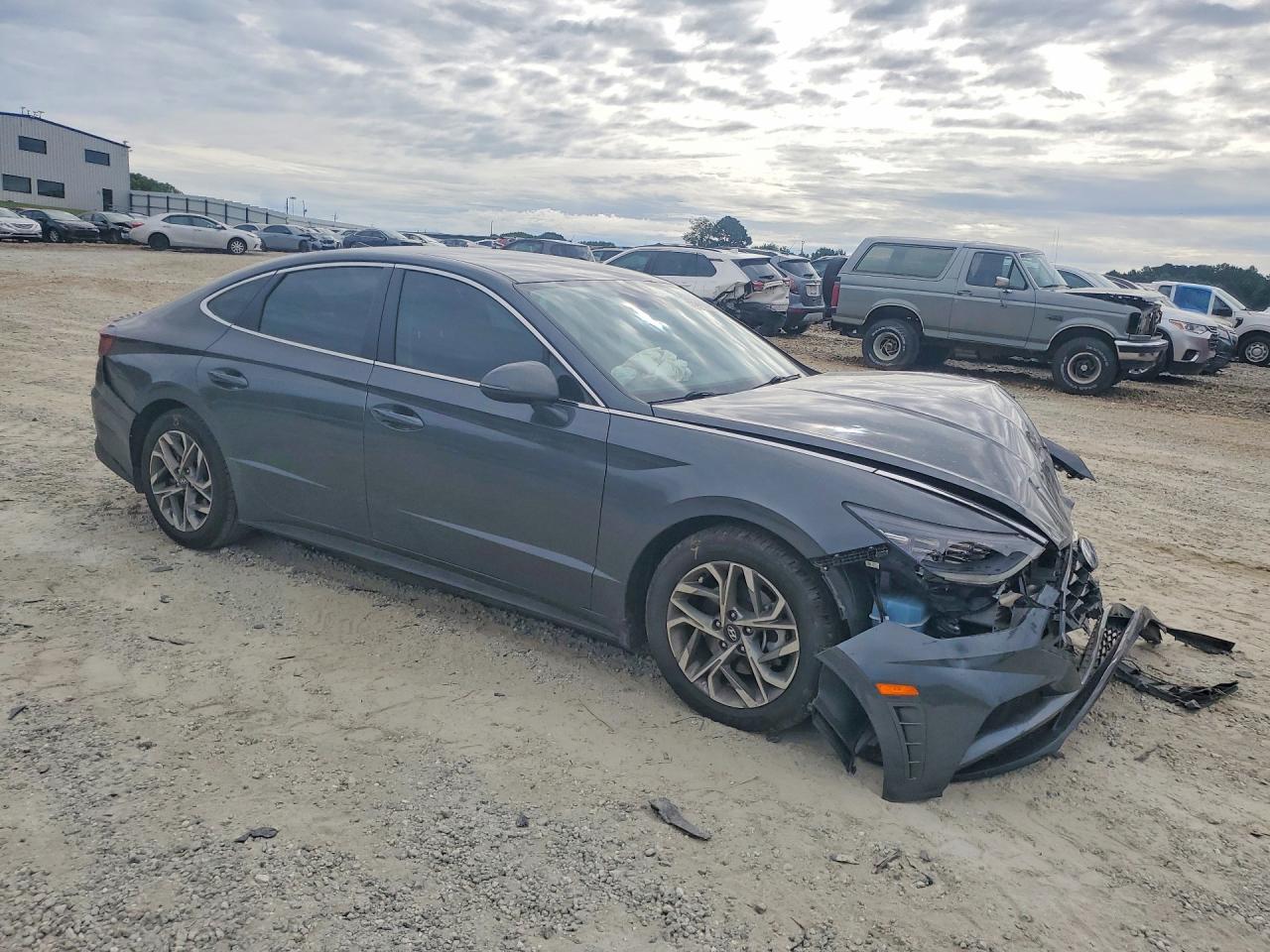2023 HYUNDAI SONATA