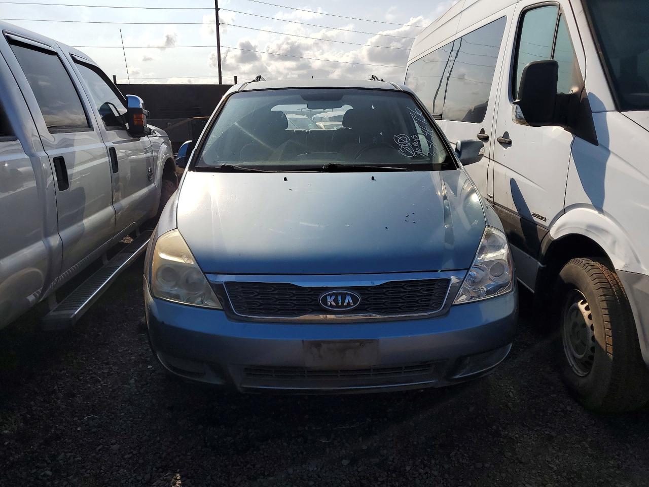 2012 KIA SEDONA