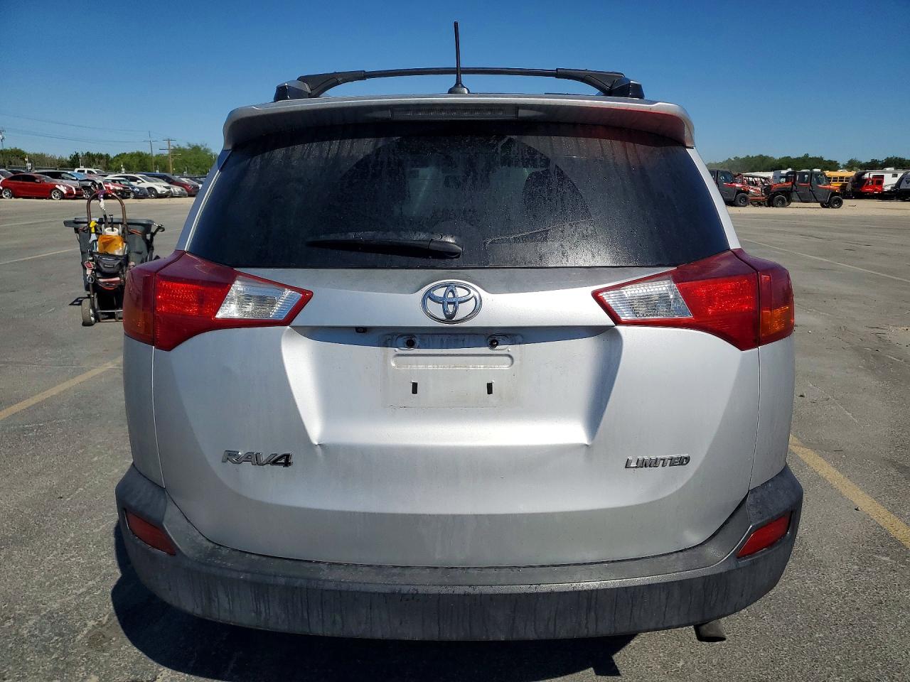 2015 TOYOTA RAV4