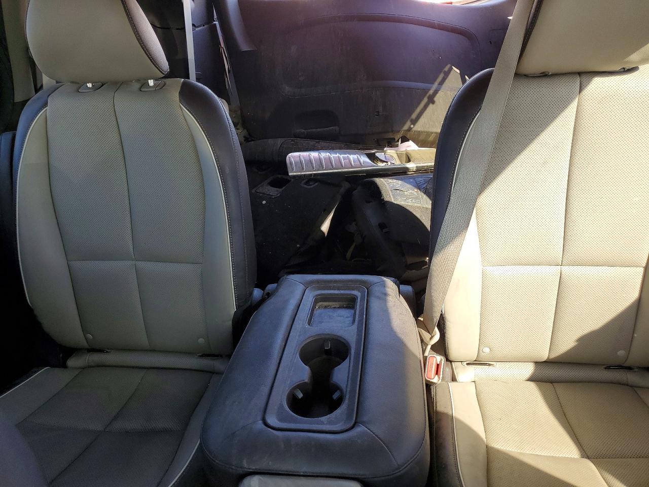 2017 KIA SEDONA