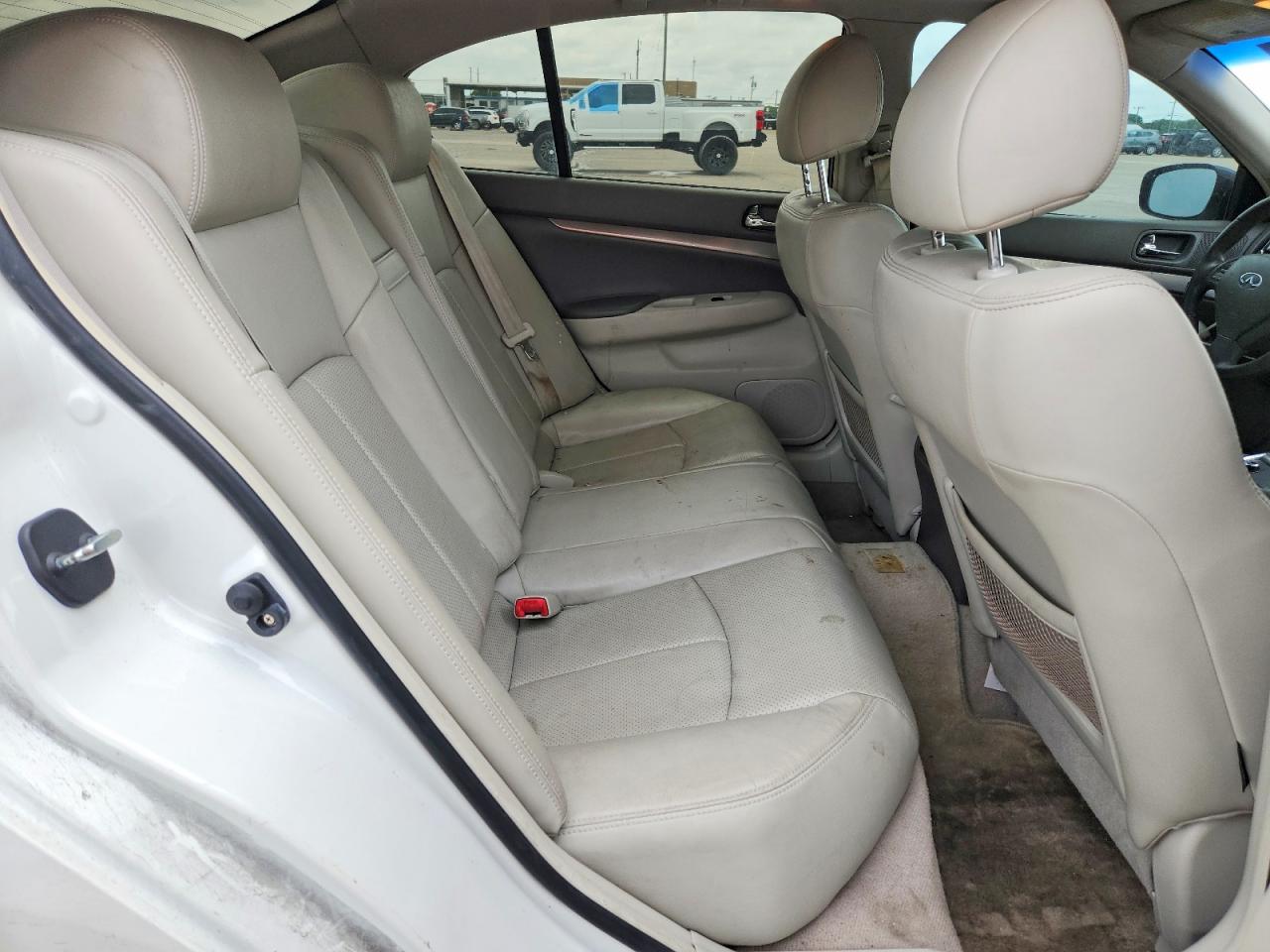 2012 INFINITI G37
