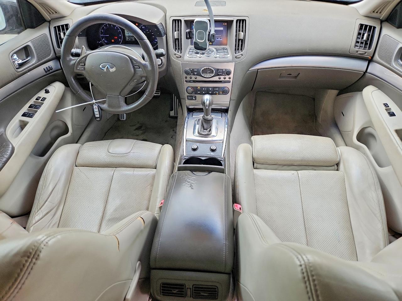2012 INFINITI G37