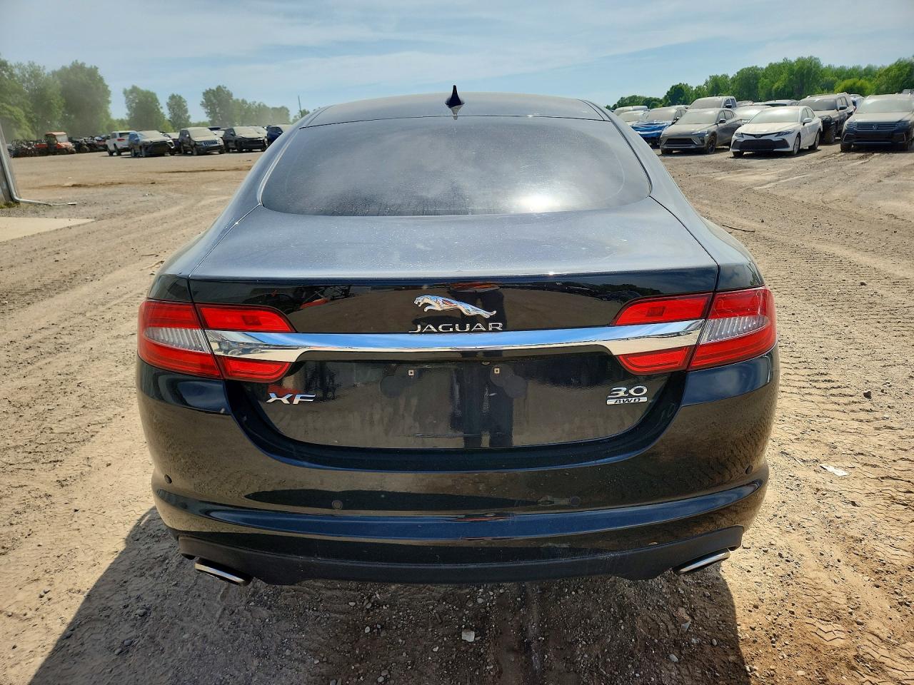 2014 JAGUAR XF