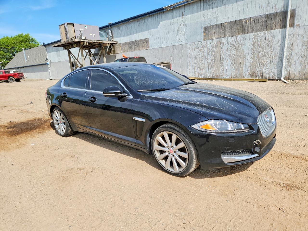 2014 JAGUAR XF