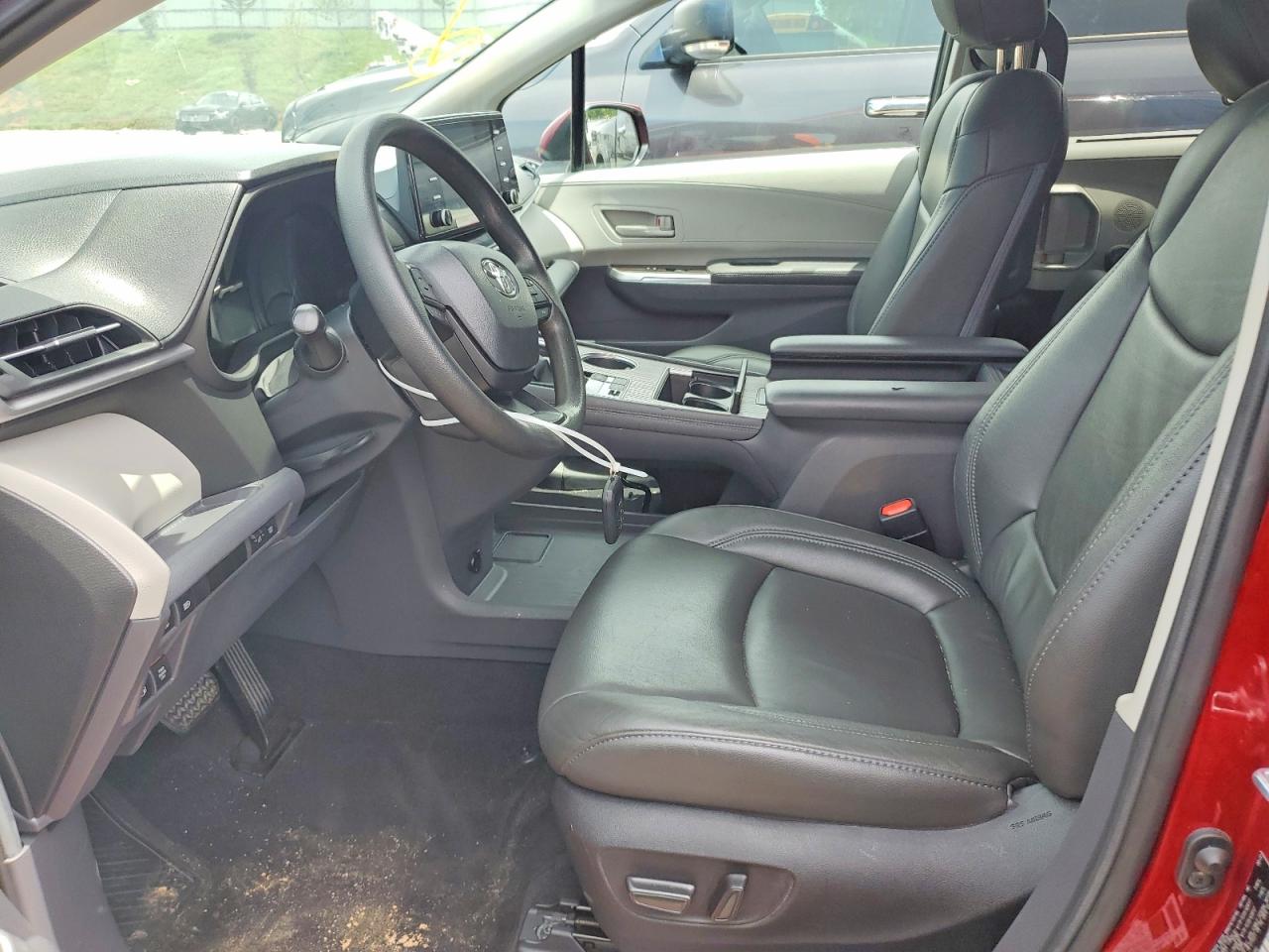 2022 TOYOTA SIENNA