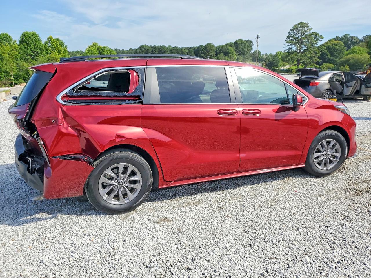2022 TOYOTA SIENNA