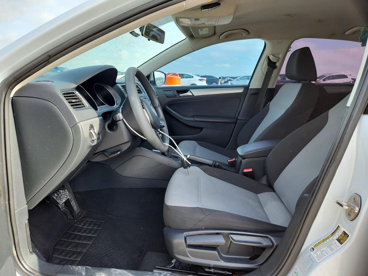 2017 VOLKSWAGEN JETTA
