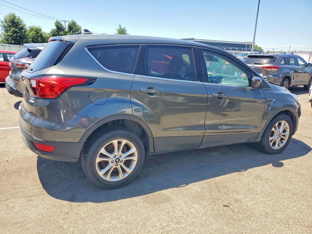 2019 FORD ESCAPE