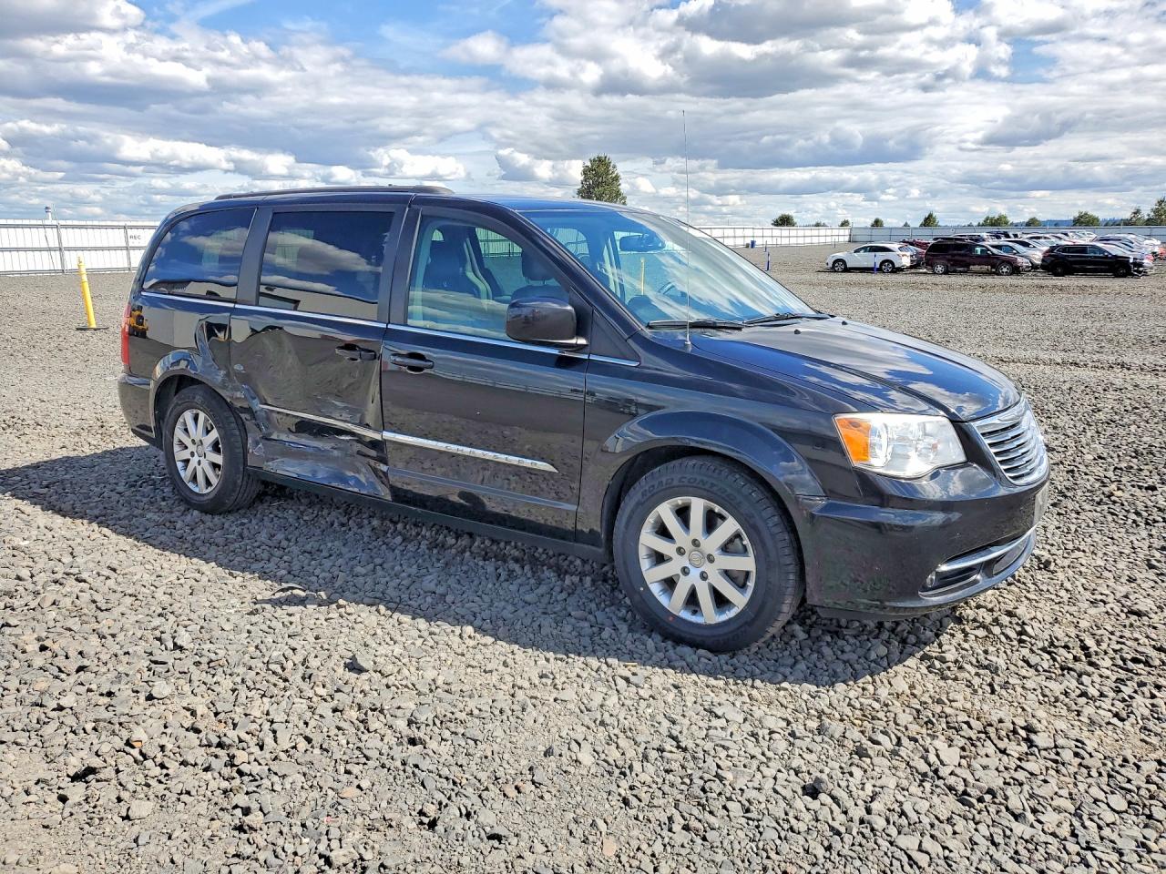 2014 CHRYSLER MINIVAN