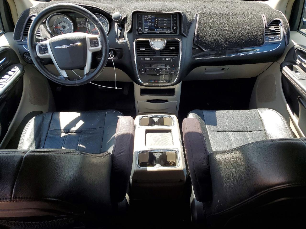 2014 CHRYSLER MINIVAN