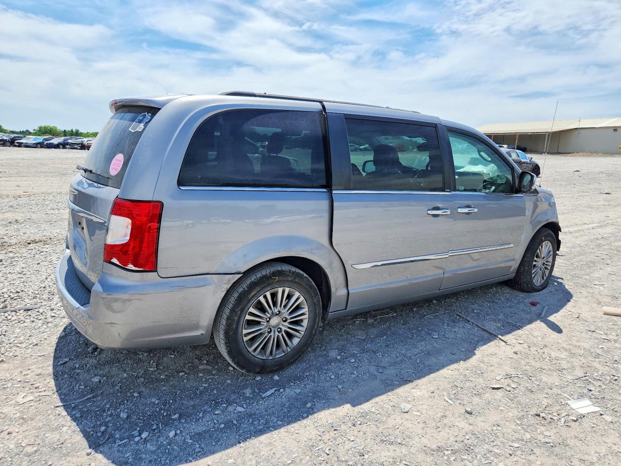 2013 CHRYSLER MINIVAN