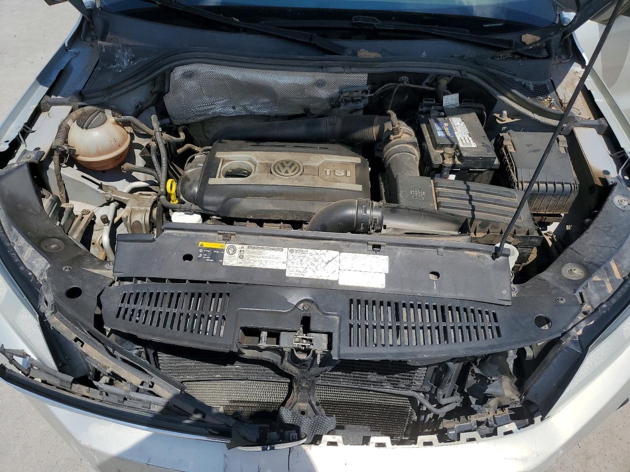 2015 VOLKSWAGEN TIGUAN