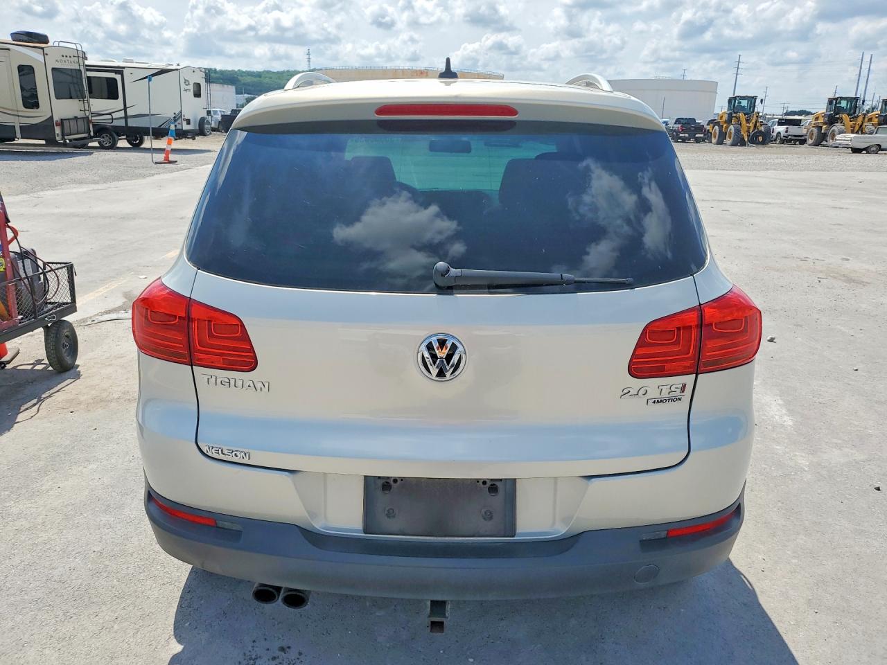 2015 VOLKSWAGEN TIGUAN
