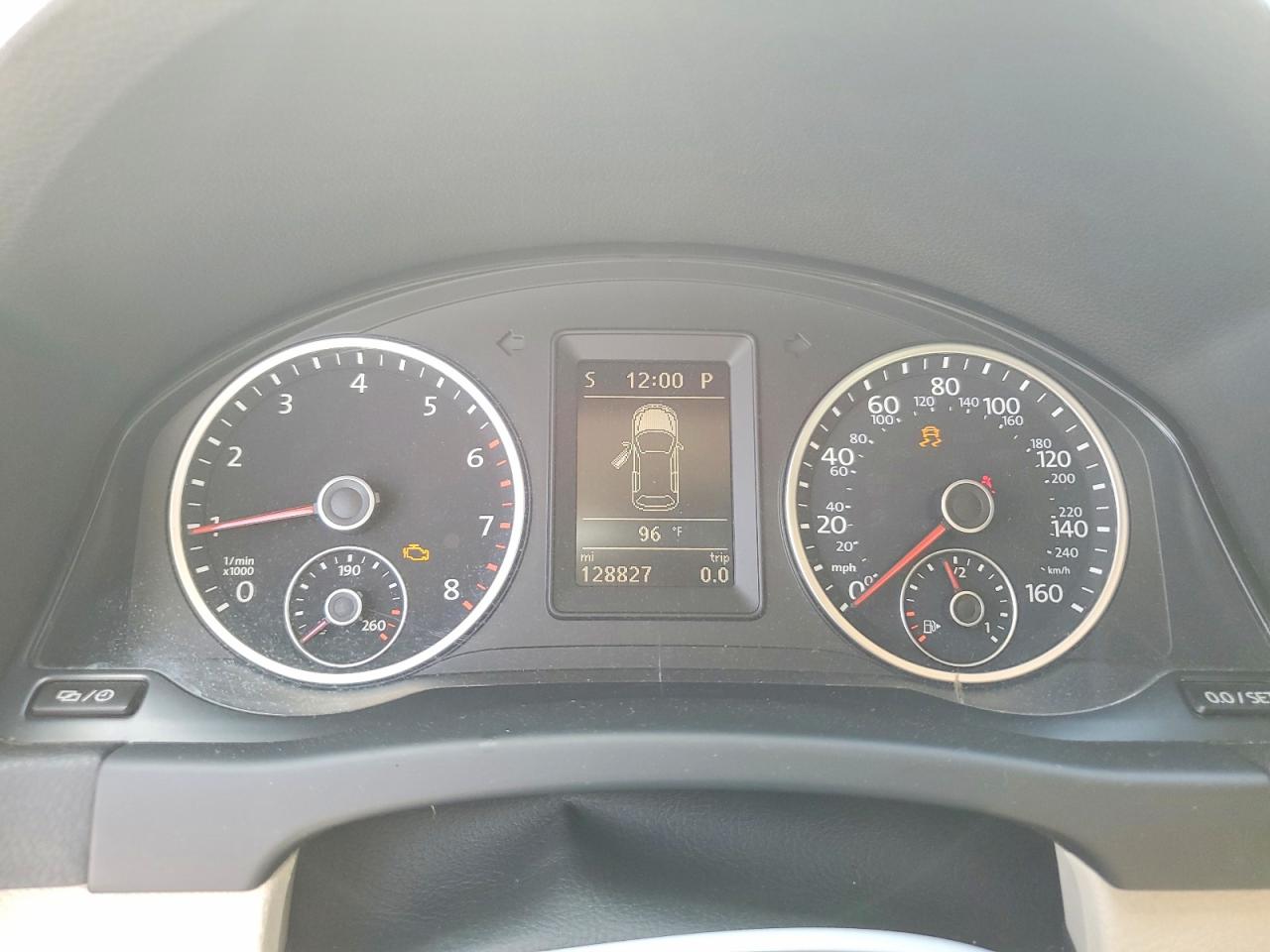 2015 VOLKSWAGEN TIGUAN