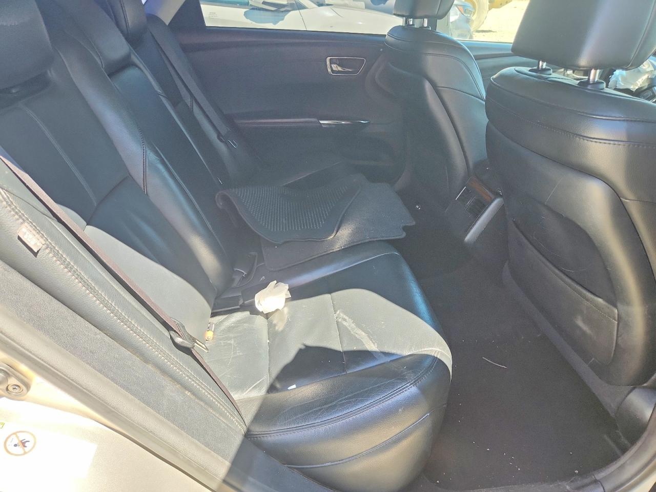 2013 TOYOTA AVALON