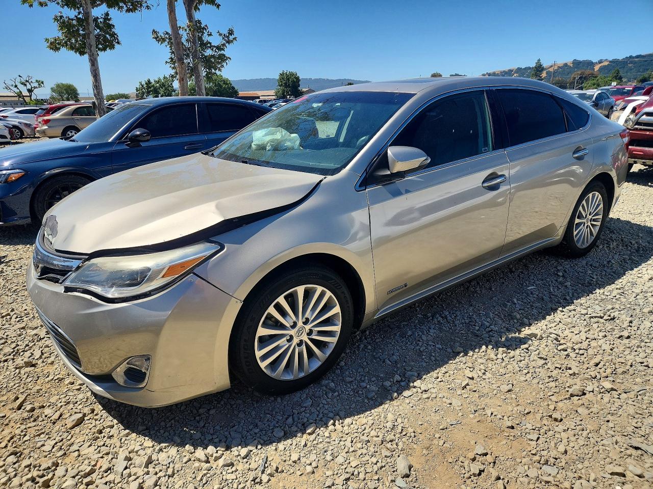 2013 TOYOTA AVALON